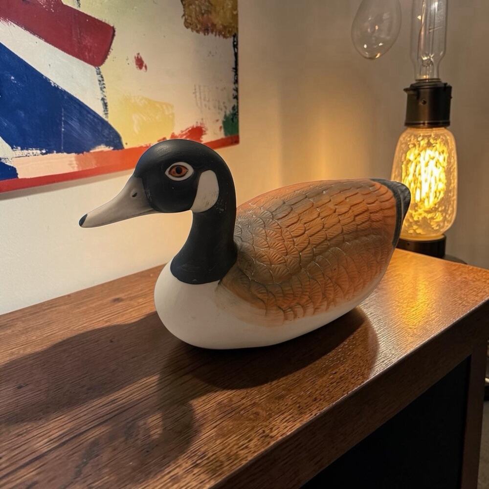 Vintage Canadian Goose Ceramic Bird Cabin Decor 3645/67